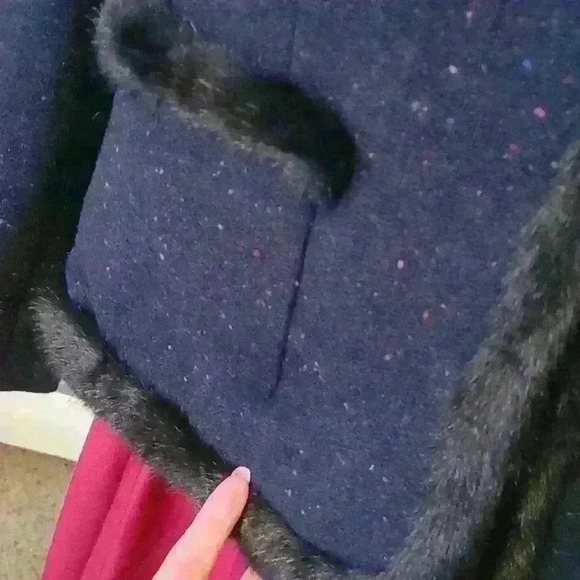 Talbots Navy Blue Wool Knit Blend Black Faux-Fur Trim Shetland Jacket Si… - Picture 11 of 16